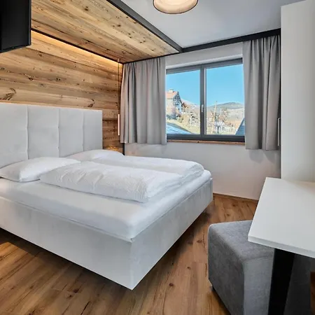 Relax Apartments Ladis Apartment *